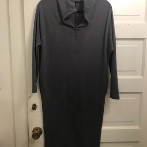Women's soft gray dress with pockets